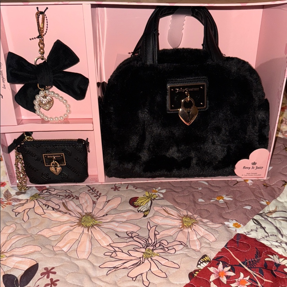 Juicy Couture Black Mini Bag with Heart Charm - Picture 1 of 3